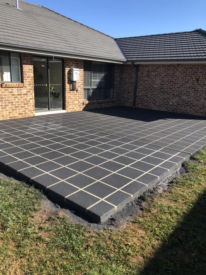 Paul Rudd Concreting logo